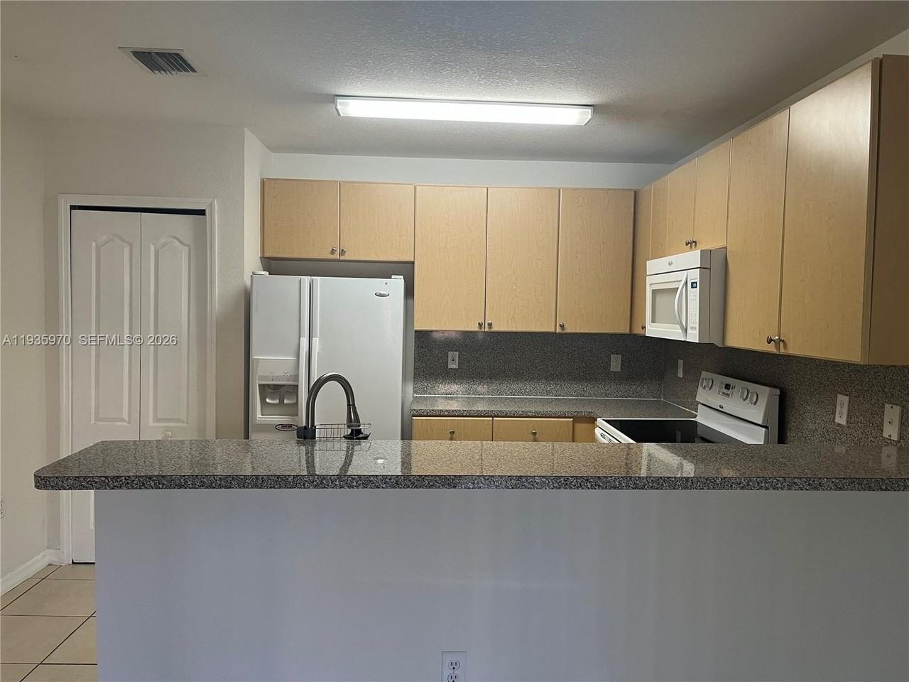 22631 Sw 88th Pl #1-18 - Photo 6 of 27