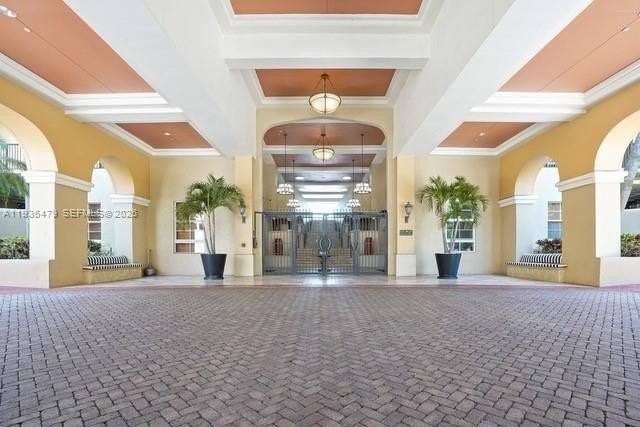 520 Se 5th Ave #1109