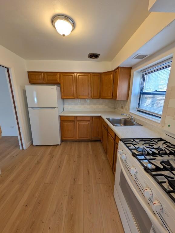 2211 W Touhy Ave - Photo 5 of 10