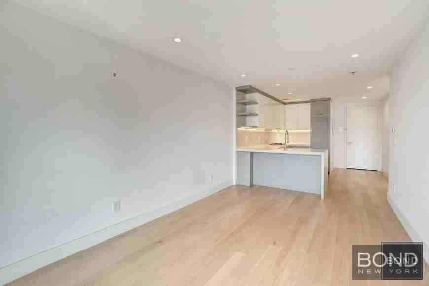 1107 Welling Ct - Photo 2 of 9