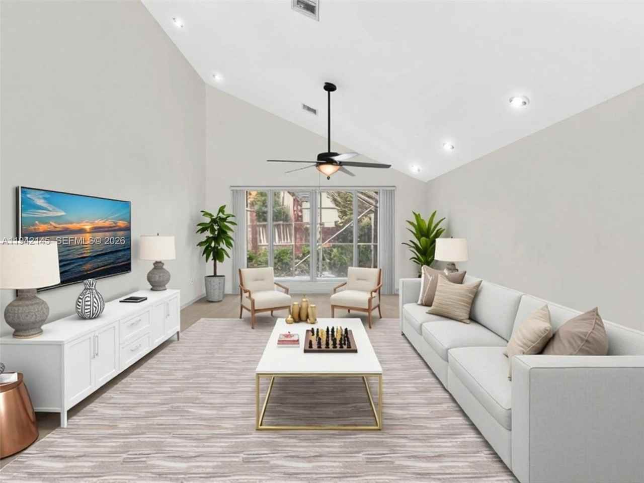 6365 Nw 77th Pl - Photo 5 of 36