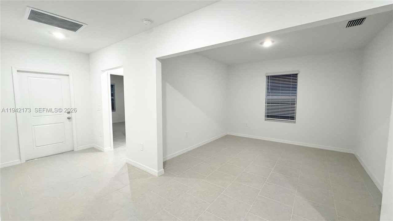 17208 Cantu Ct - Photo 7 of 22