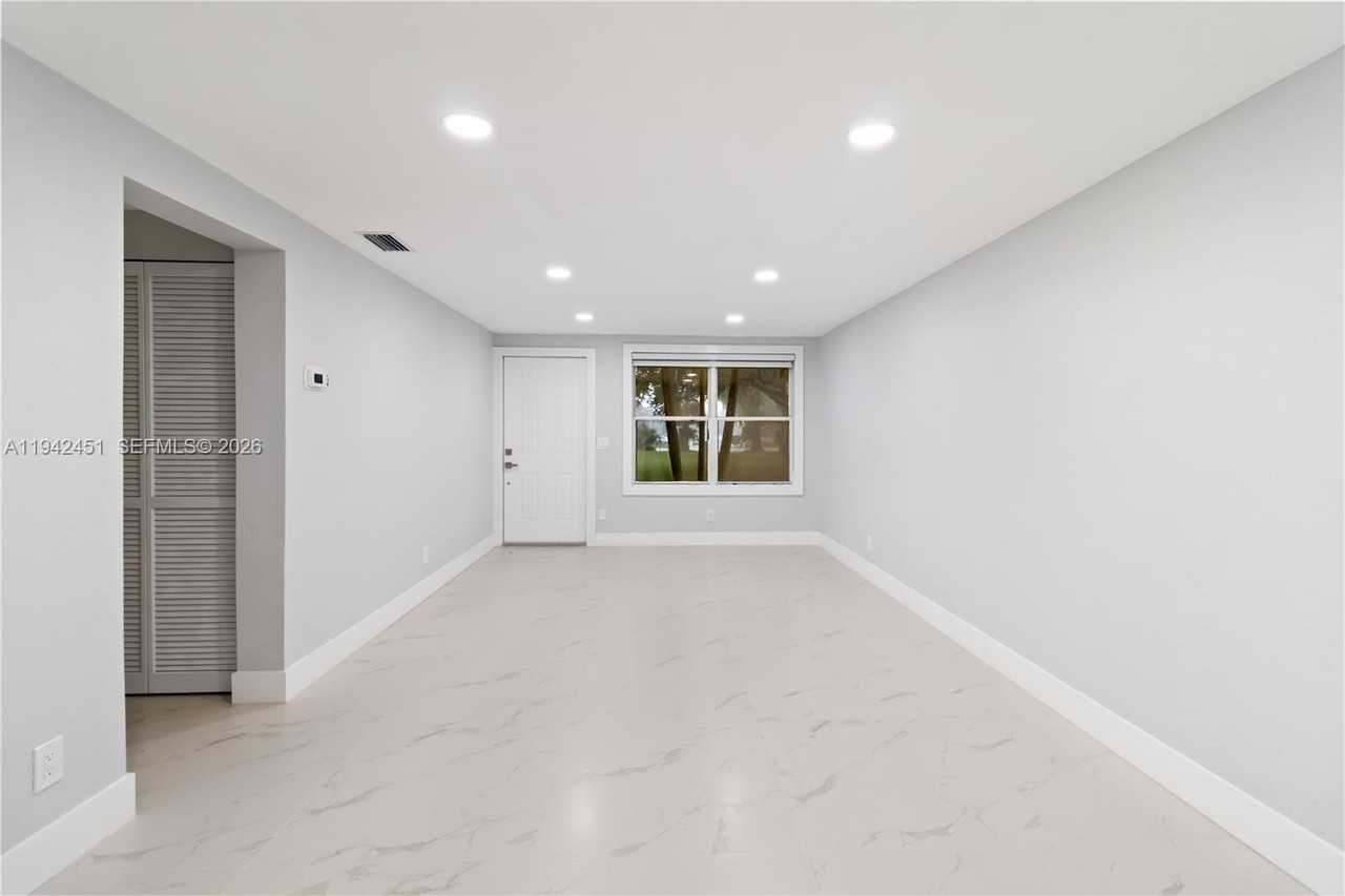 7144 Southgate Blvd #7144 - Photo 4 of 30