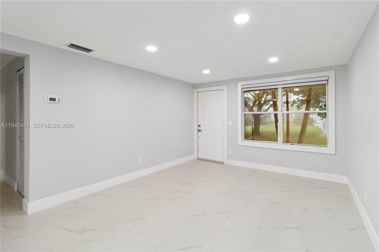 7144 Southgate Blvd #7144 - Photo 7 of 30