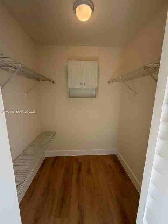 10231 Fontainebleau Blvd #201 - Photo 6 of 18