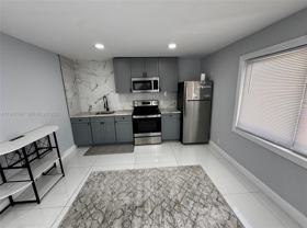 5181 Ne 16th Ave #B - Photo 1 of 1