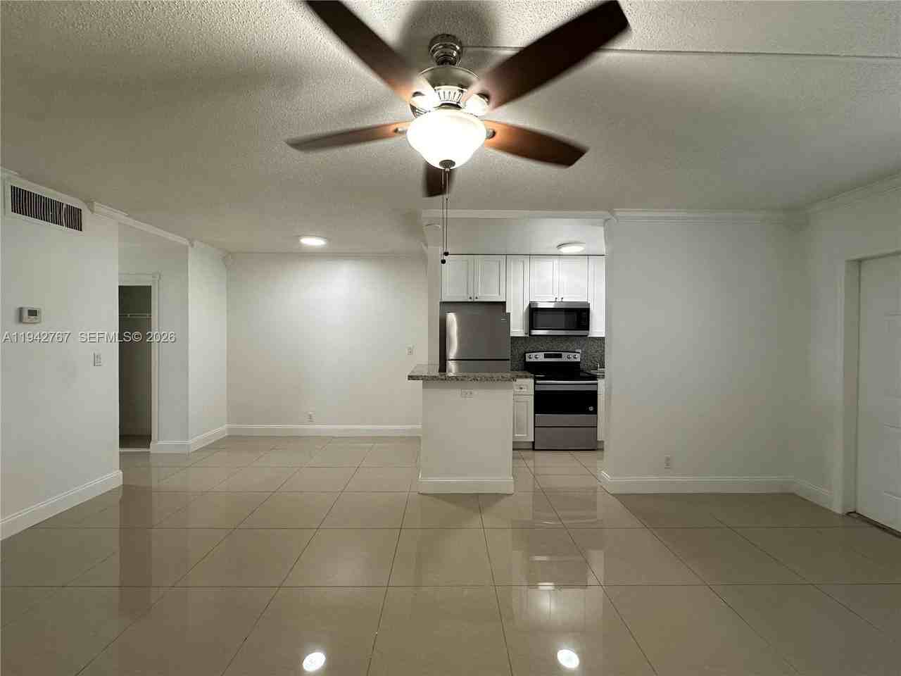 1400 Ne 56th St #209 - Photo 2 of 36