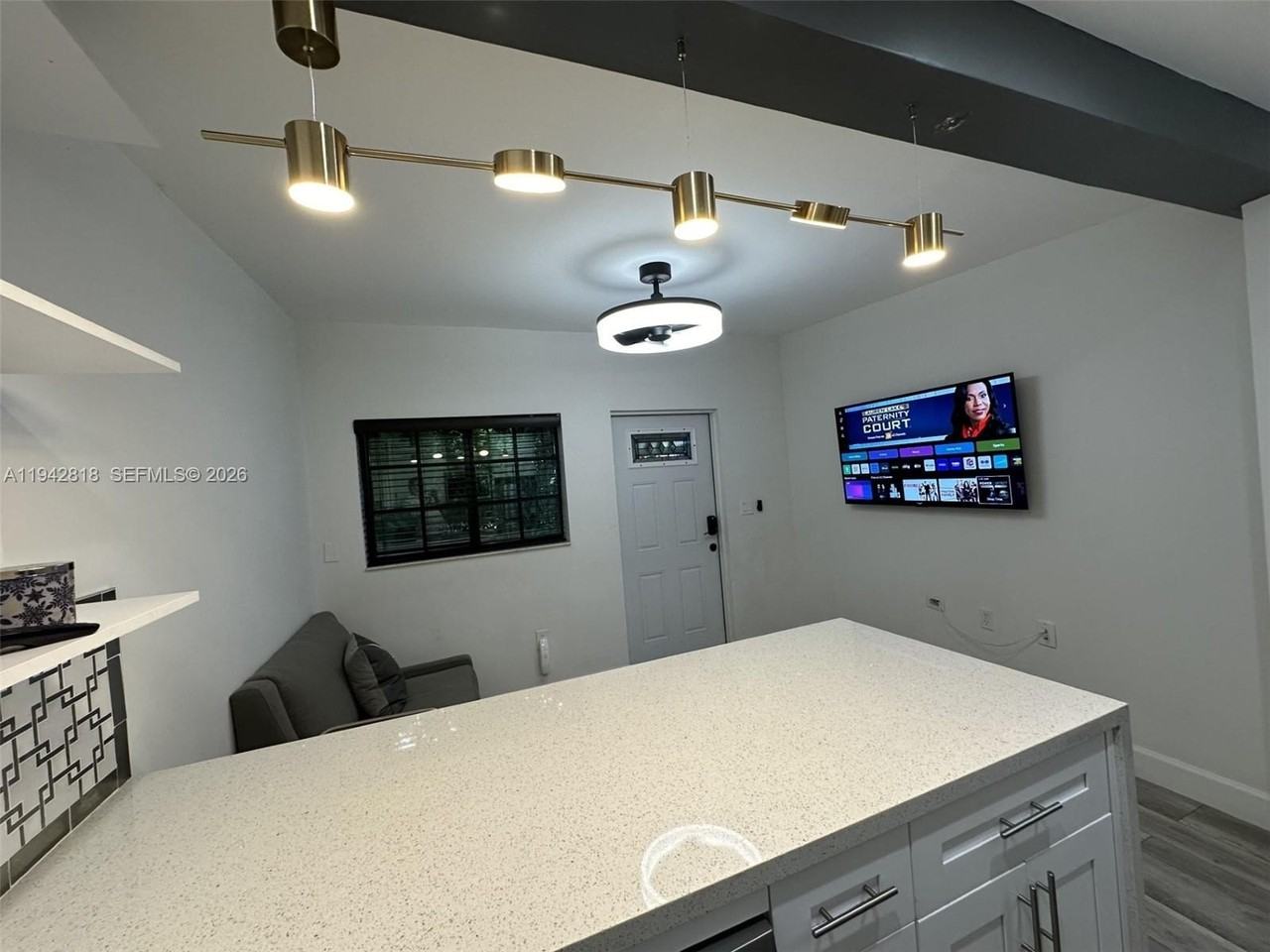 914 Madrid St #914 - Photo 7 of 16