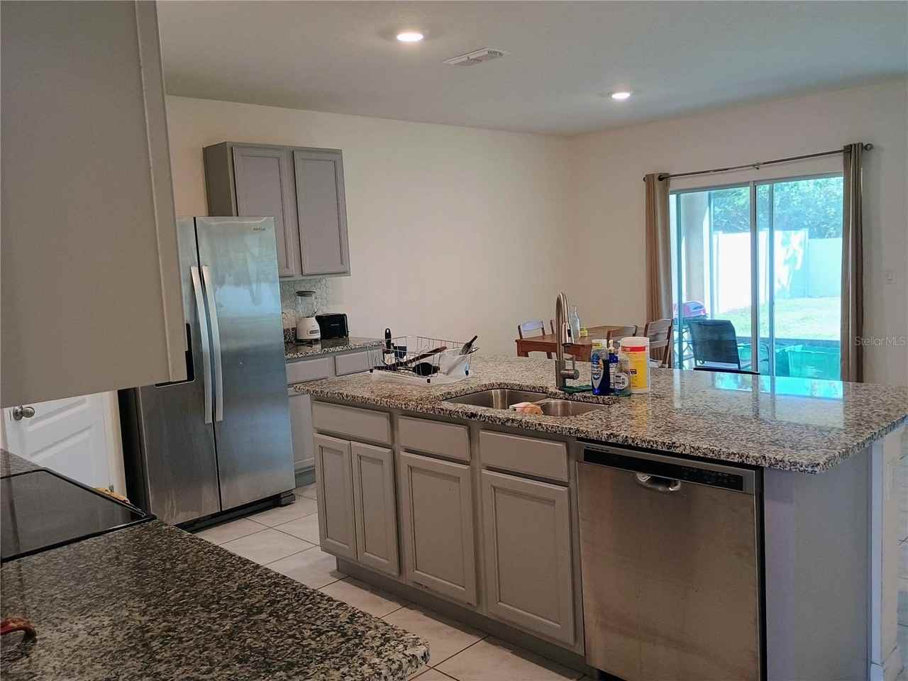 1925 Chautauqua Ln - Photo 6 of 36