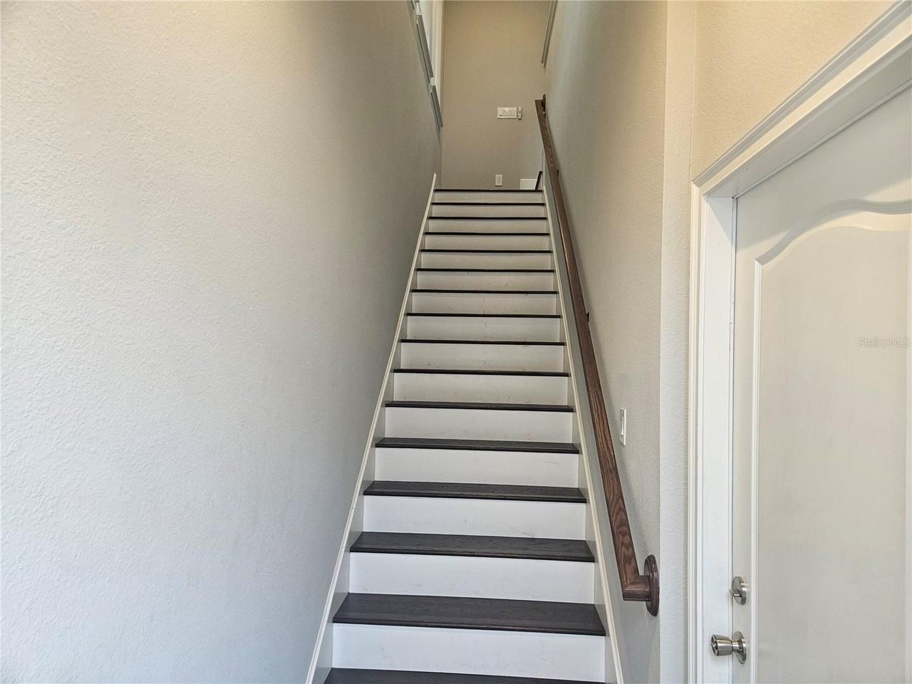 7956 Nemours Pkwy - Photo 3 of 25