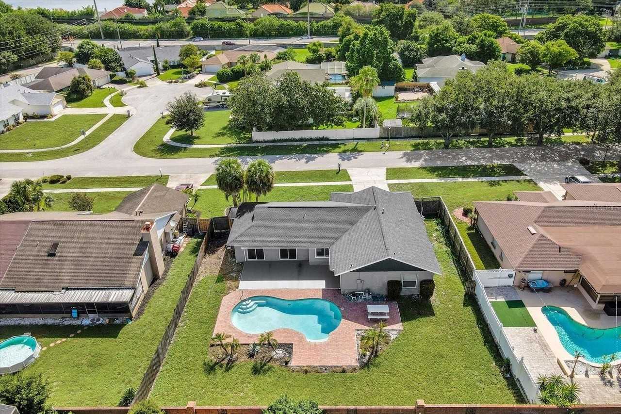 8756 Granada Blvd - Photo 2 of 17