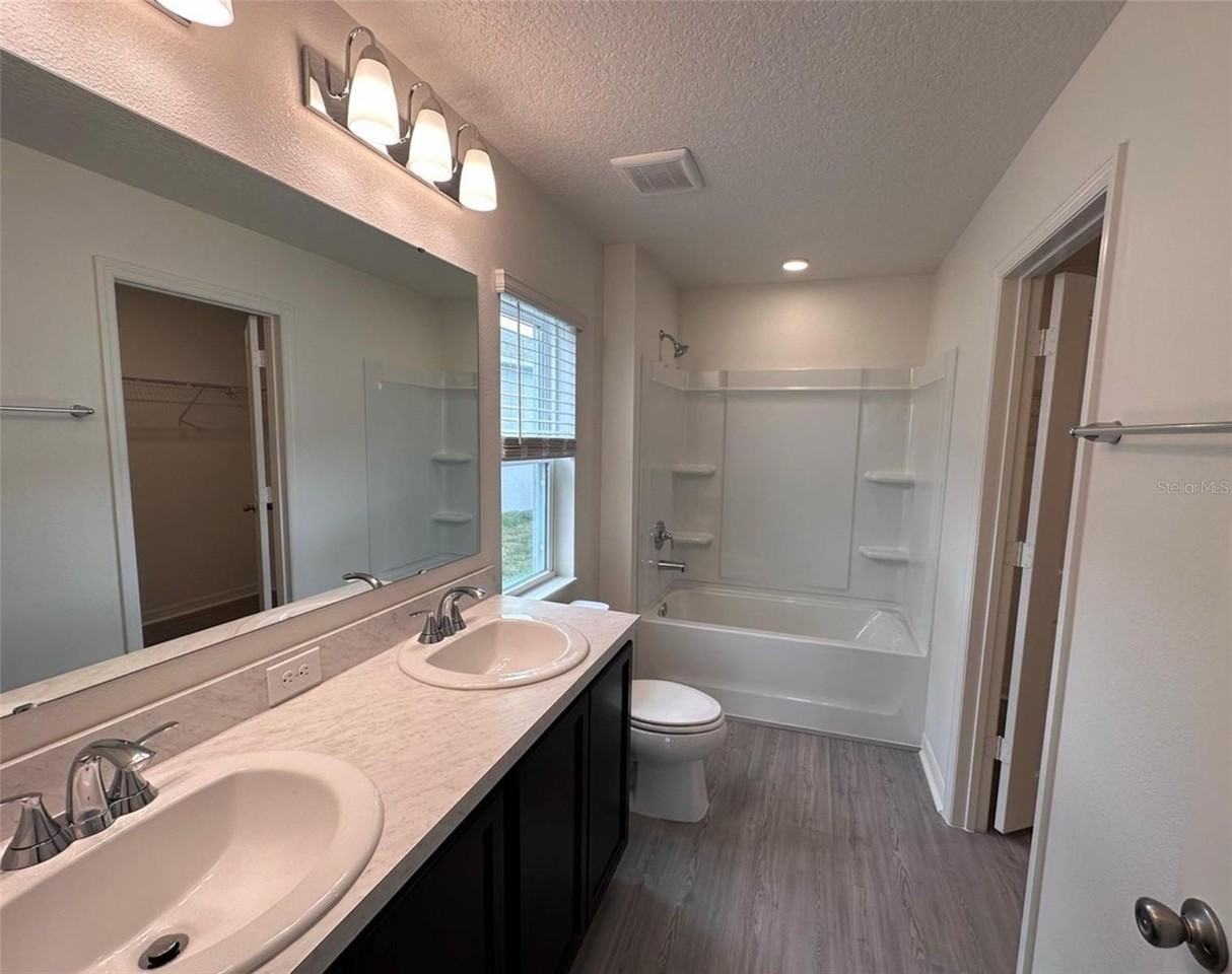 9081 Oscraft Dr - Photo 7 of 11