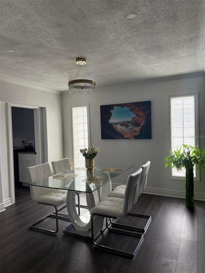 1619 Linwood Dr - Photo 7 of 24