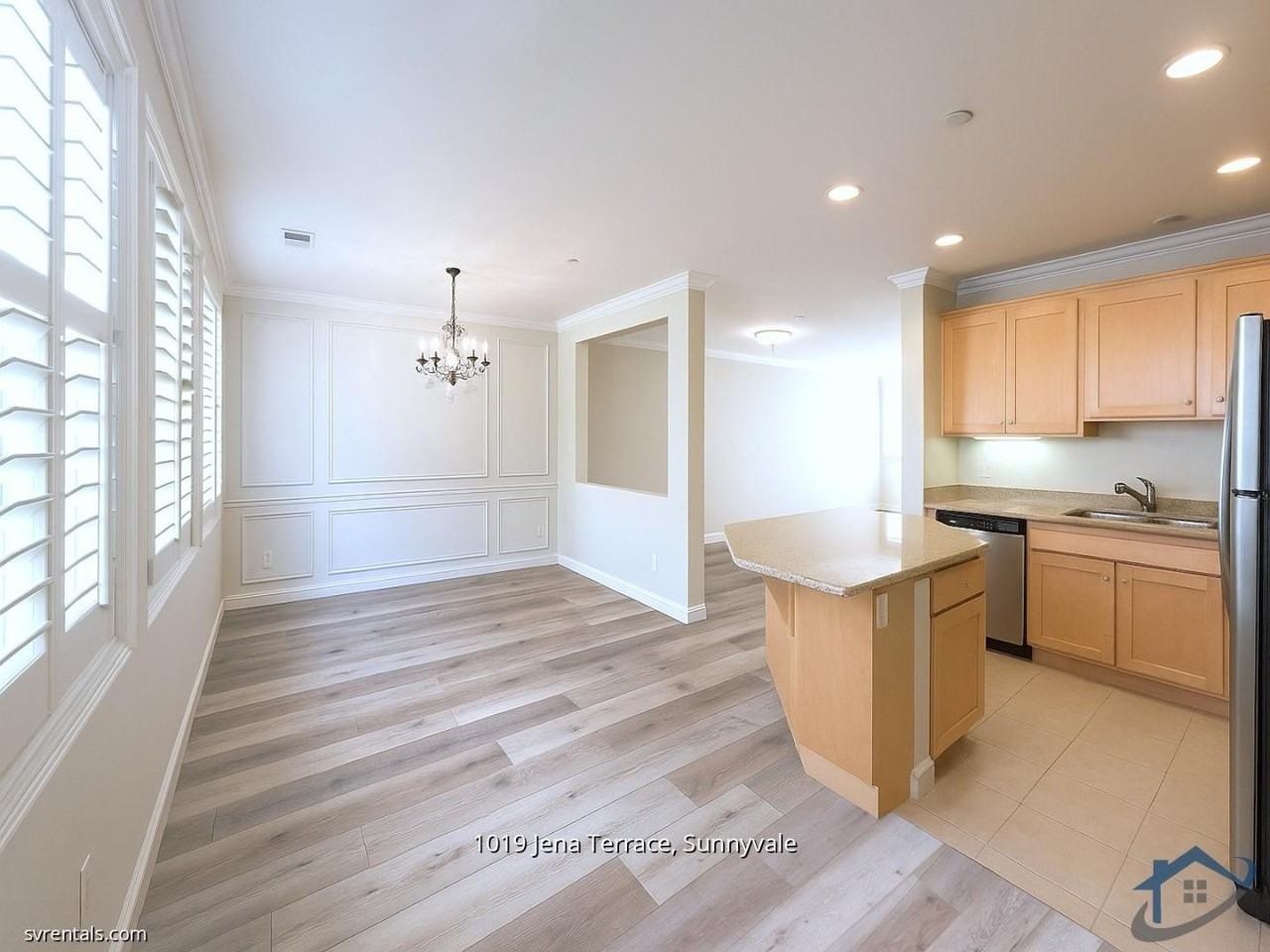 1019 Jena Ter - Photo 3 of 19