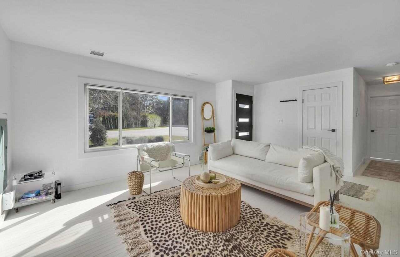 138 W Tiana Rd - Photo 4 of 24