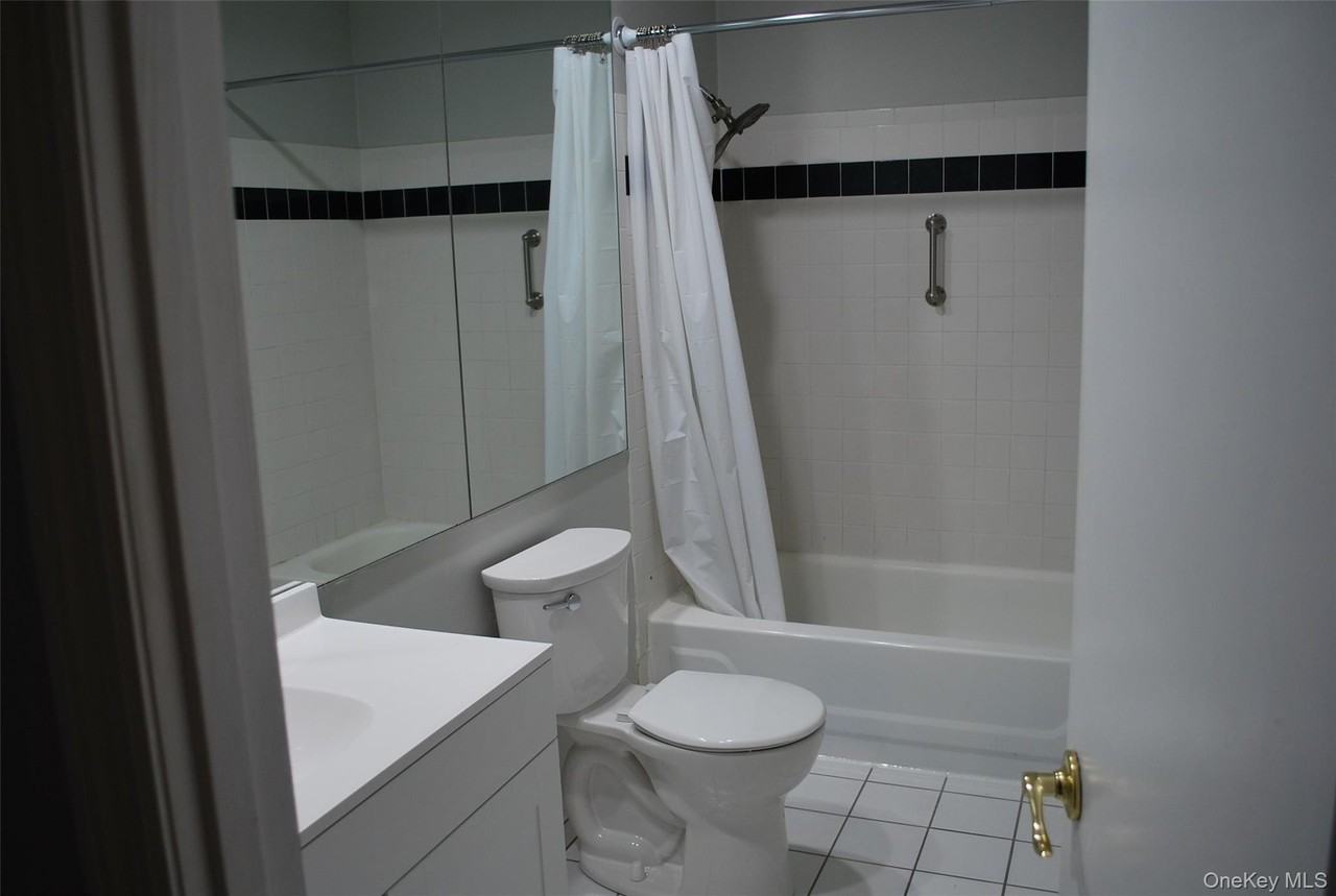 39 Candlestick Ct - Photo 5 of 8