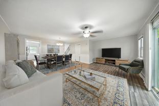 105 Sheffield Dr - Photo 1 of 1