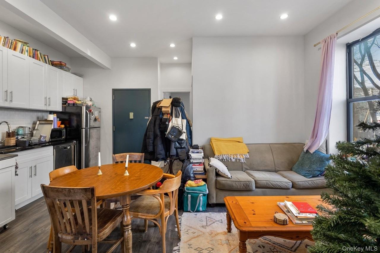 6851 Fresh Pond Rd Apt 2b #2B - Photo 4 of 15