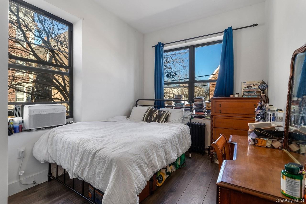 6851 Fresh Pond Rd Apt 2b #2B - Photo 7 of 15