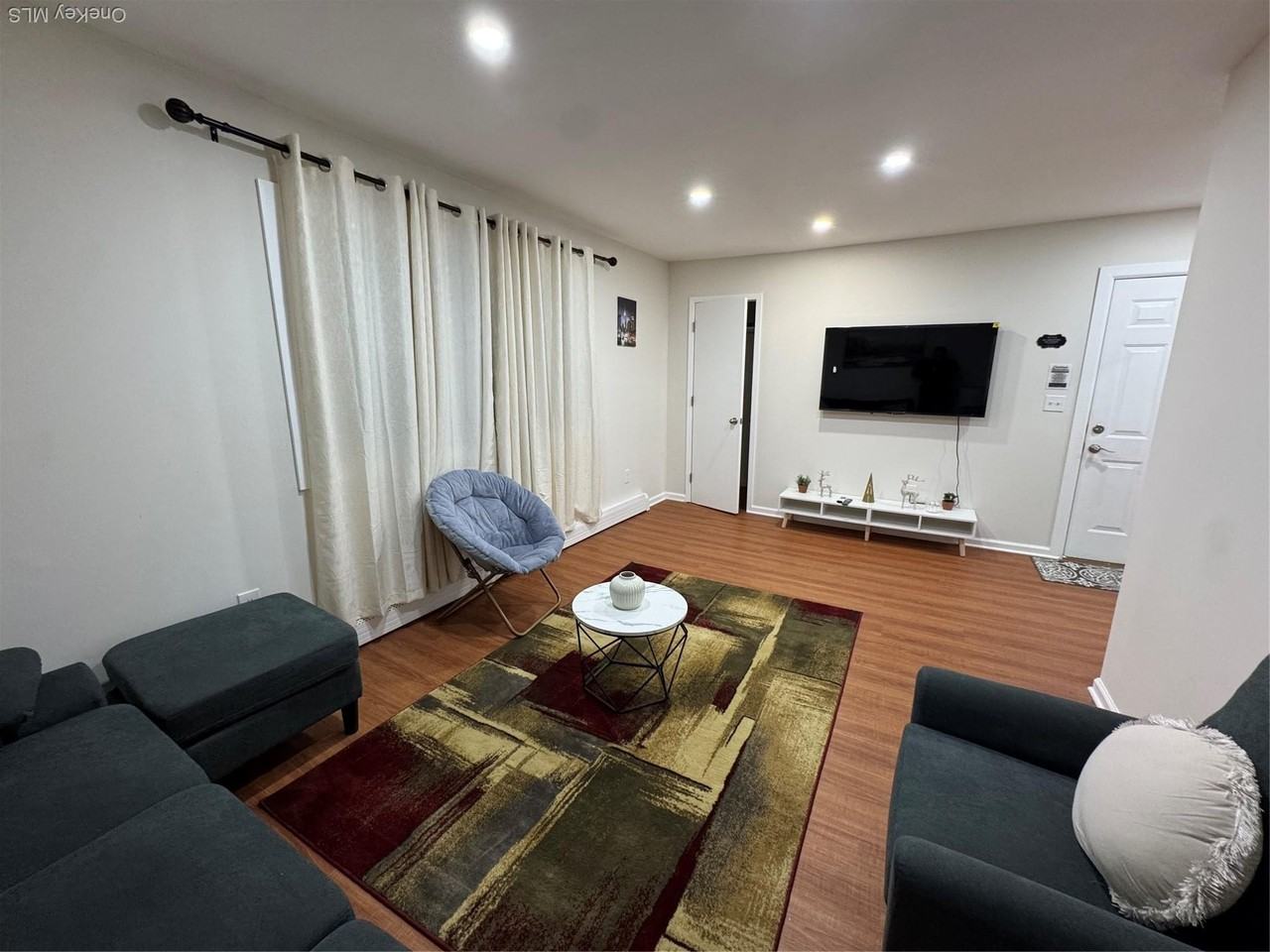 3118 106th St - Photo 2 of 17