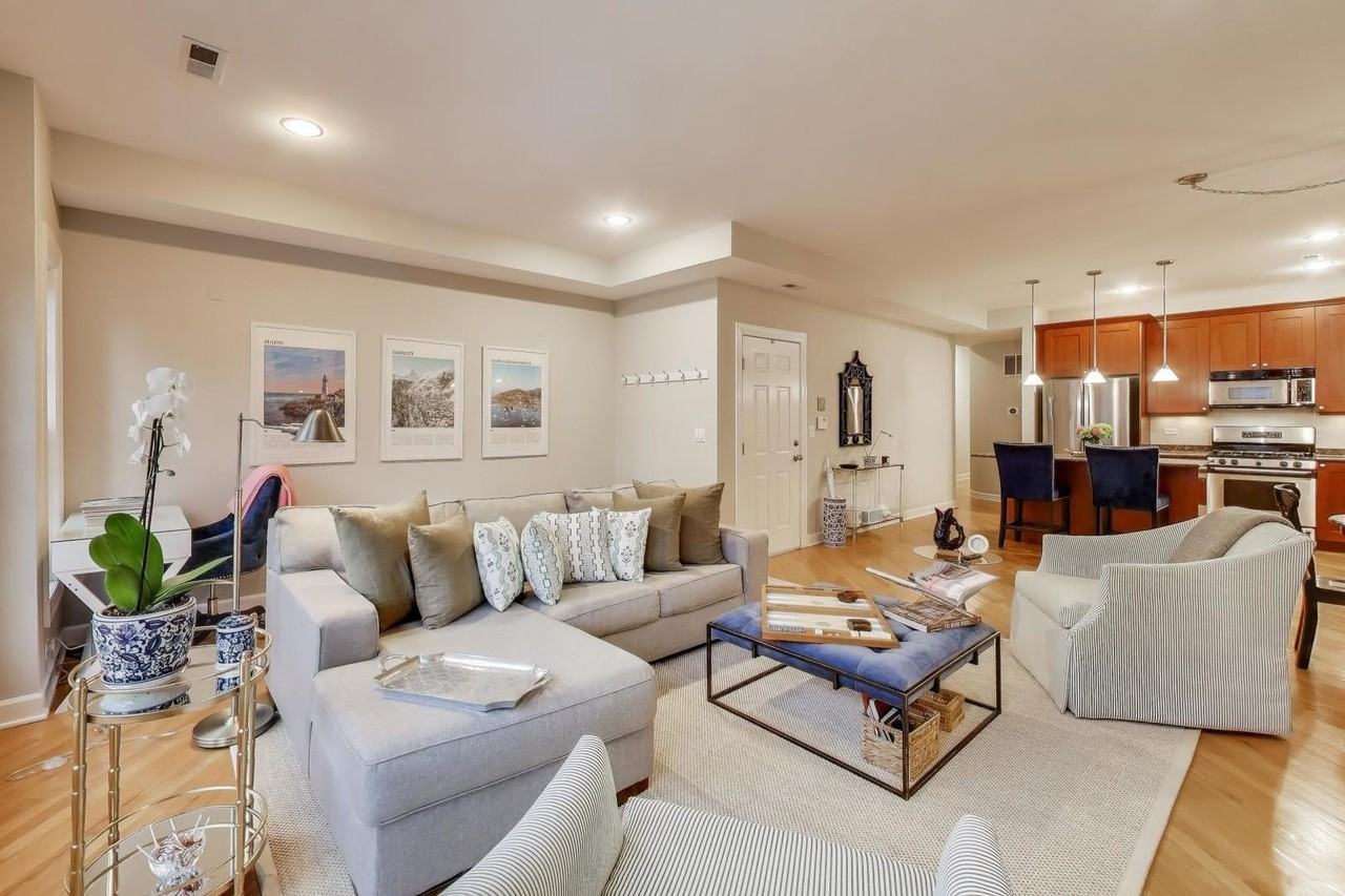 1529 N Mohawk St Apt 2s #2S - Photo 4 of 24