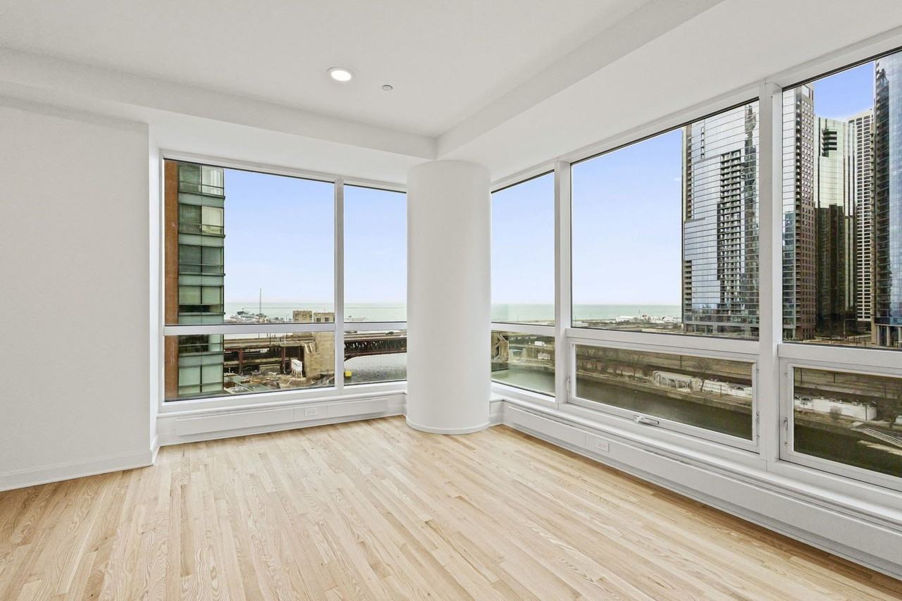 415 E N Water Street unit: 1003 #1003 - Photo 7 of 42