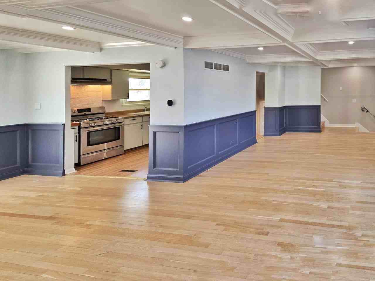 15251 Colina Ave - Photo 5 of 25