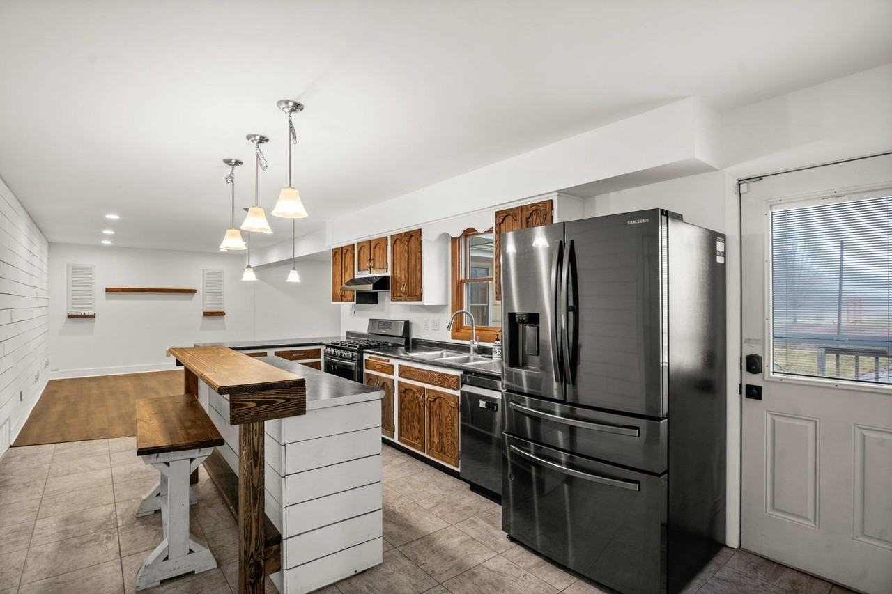 235 Ridge Dr - Photo 6 of 14