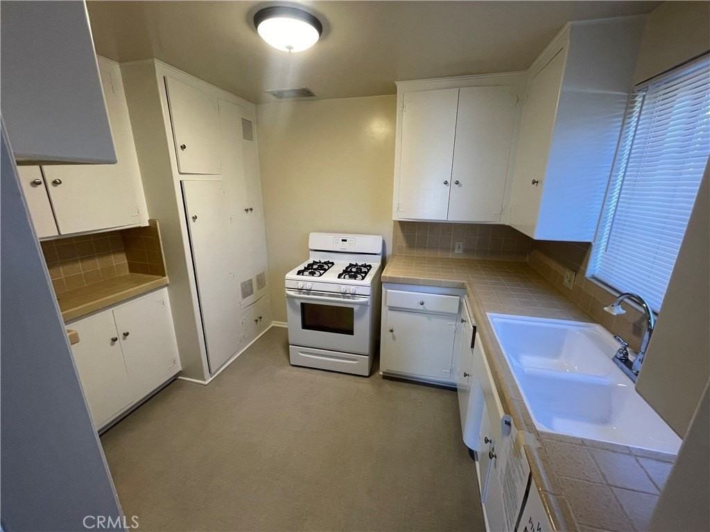 821 La Cadena Ave - Photo 7 of 12