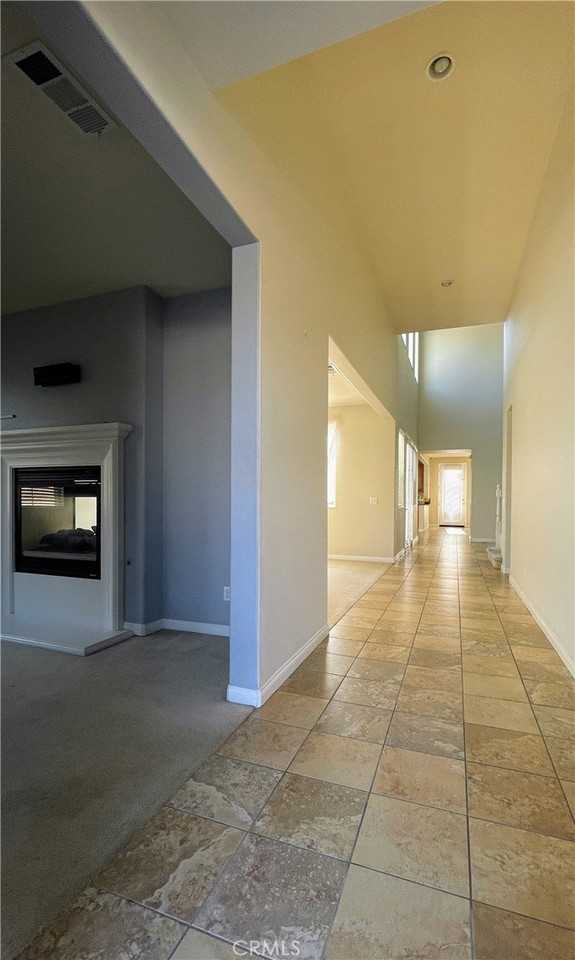 13937 San Aliso Ct - Photo 5 of 44