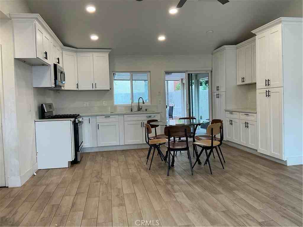 13908 Woodland Dr - Photo 5 of 17