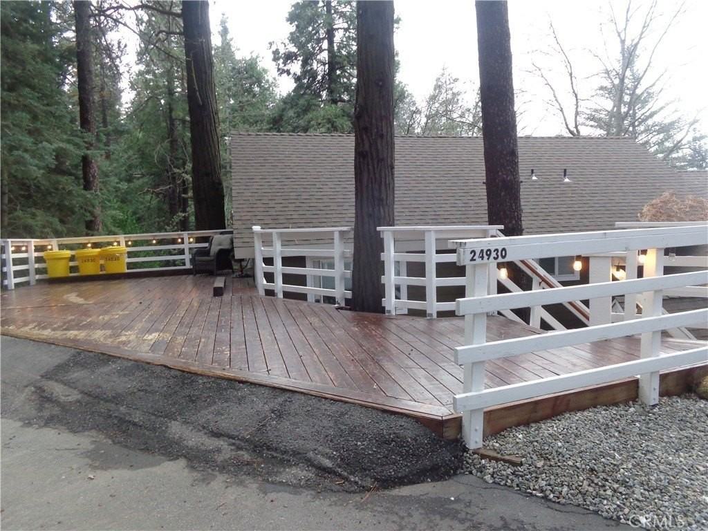 24930 Knoll Cir Dr - Photo 2 of 37