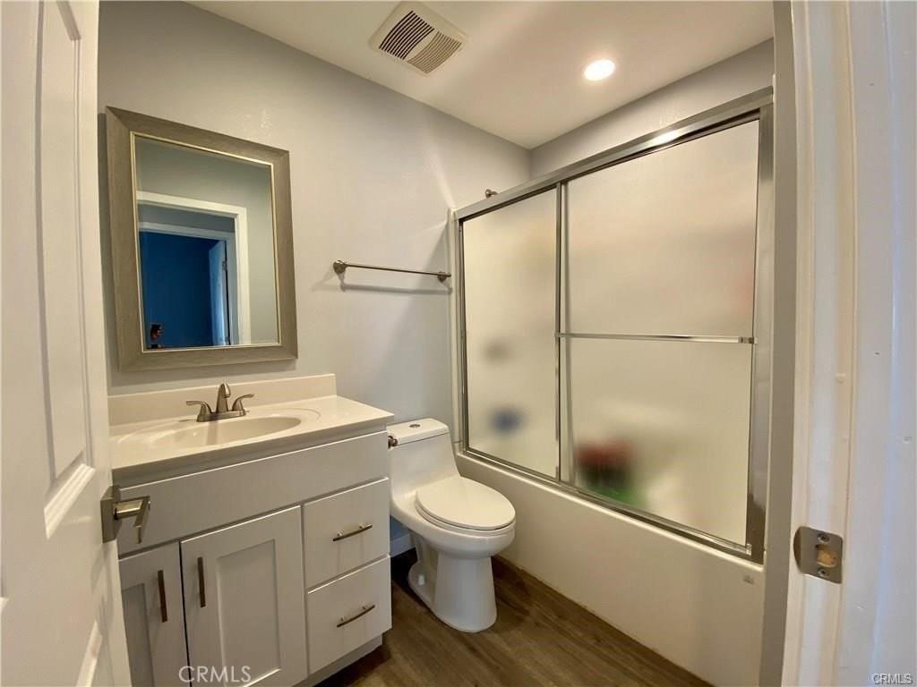 248 W Grand Ave - Photo 5 of 8