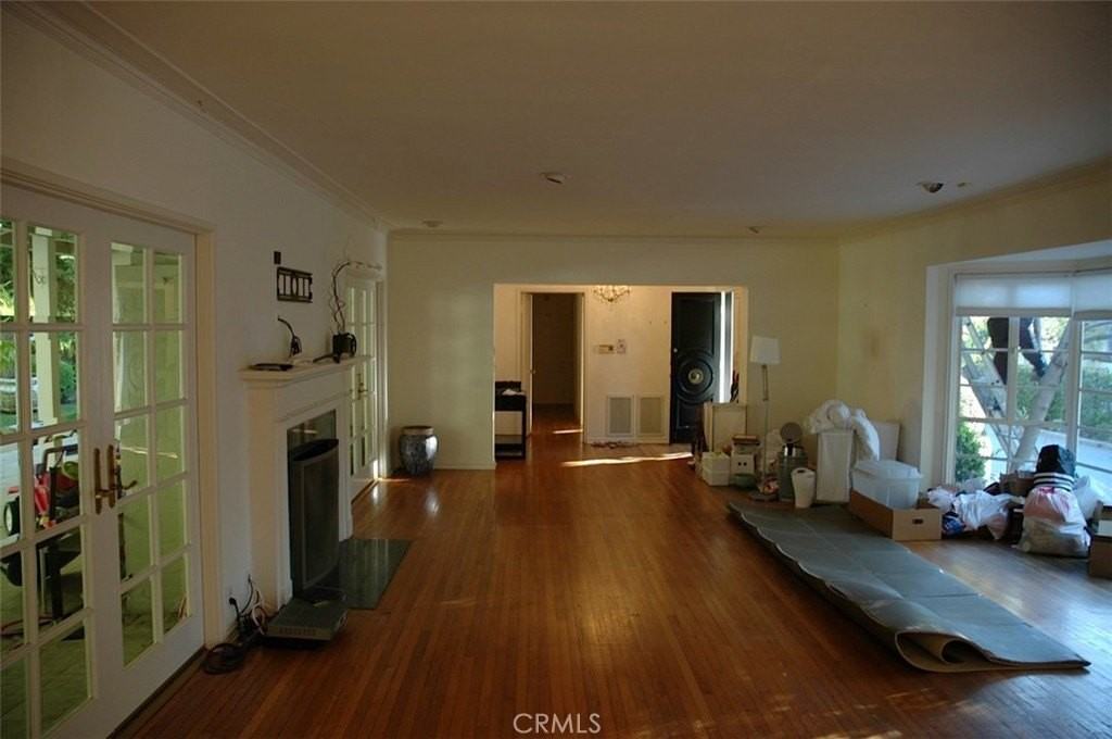 123 N Glenroy Ave - Photo 7 of 22