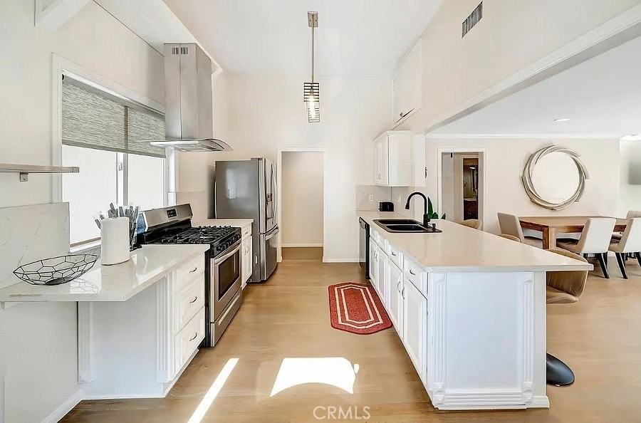 14143 Hatteras St - Photo 6 of 38