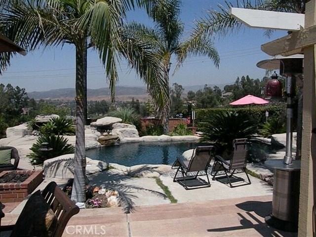 10071 Highcliff Dr - Photo 2 of 31