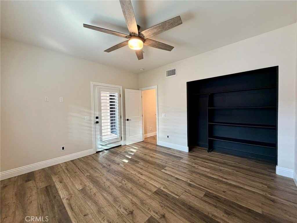 22380 Pin Tail Dr - Photo 4 of 49