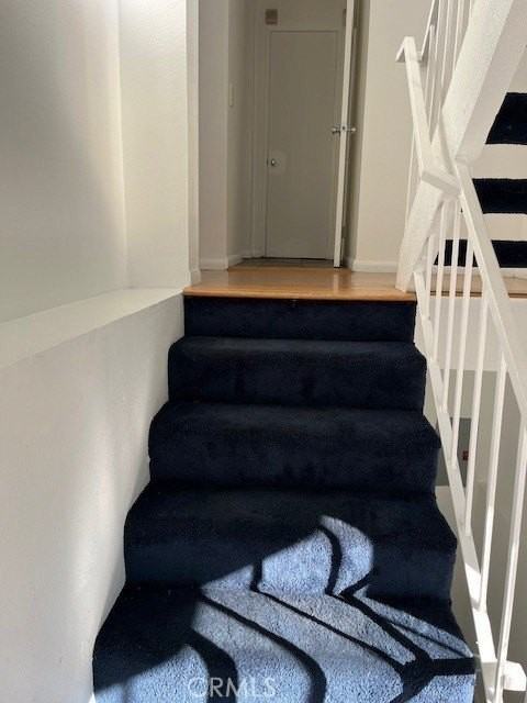 22003 Belshire Ave - Photo 2 of 19