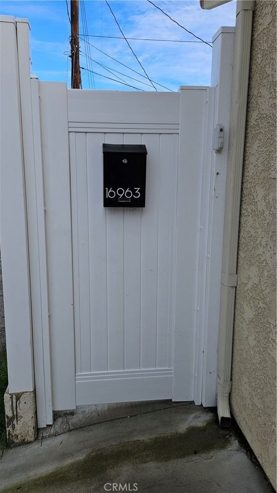 16963 San Jose St - Photo 2 of 16