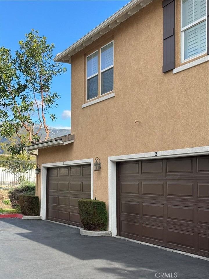 12268 Chantrelle Dr - Photo 3 of 12