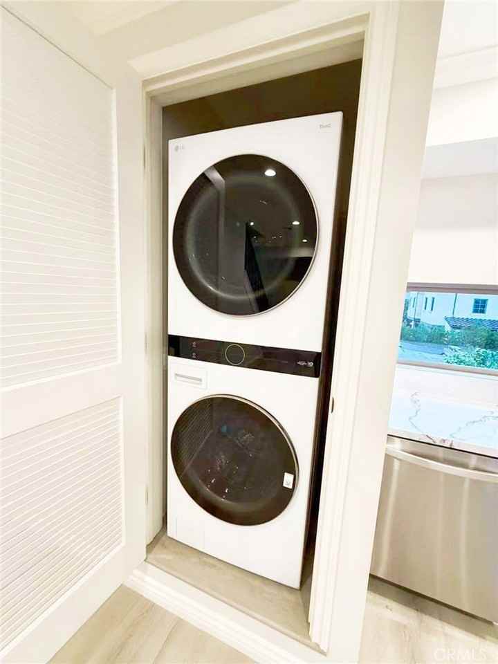 1038 e duarte rd - Photo 6 of 8