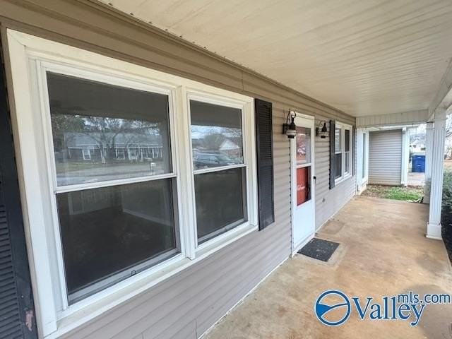 2034 Rosebury Ln Sw - Photo 5 of 39