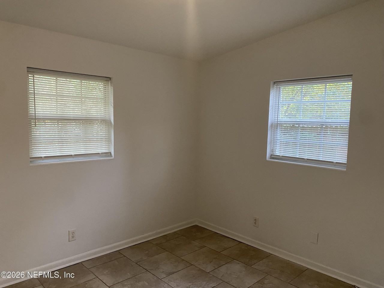 815 La Marche Dr - Photo 6 of 17