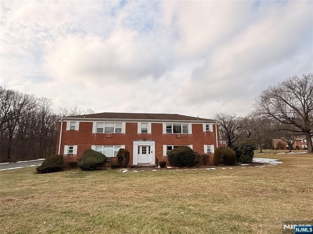 12 Rustic Cir - Photo 3 of 21