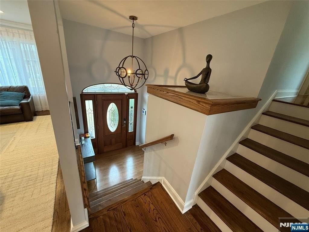 9 Gibbs Rd - Photo 3 of 21