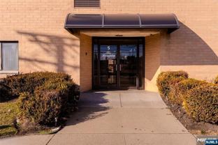 5 Linden St Apt 2h - Photo 1 of 1