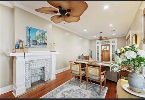 4915 Laurel St - Photo 2 of 4