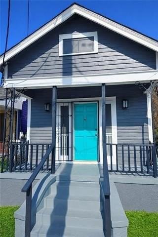 2055 Hope St - Photo 2 of 11