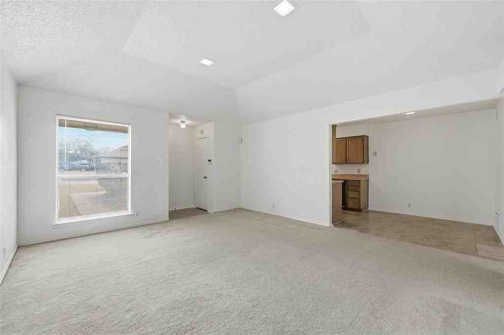 2812 Ridgecrest Dr - Photo 7 of 28