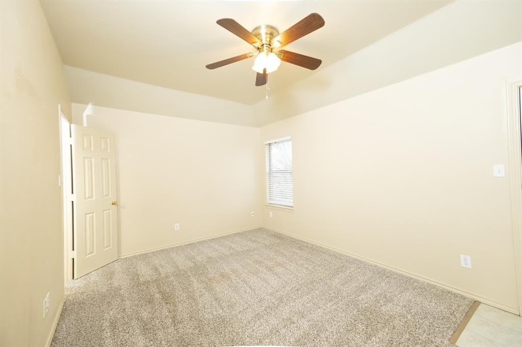 112 Honey Bee Dr #114 - Photo 5 of 13